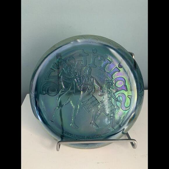 Blue Carnival Glass Spirit of ‘76 American Bicentennial Decorative Plate 1976 - Picture 3 of 8
